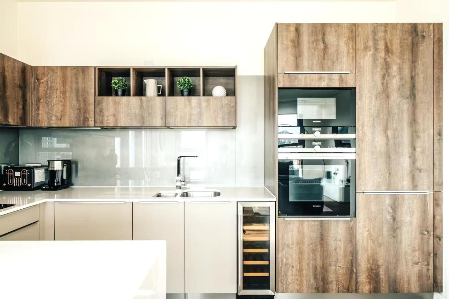 3 Bedroom Penthouse With Private Terrace, Battersea, Nine Elms London