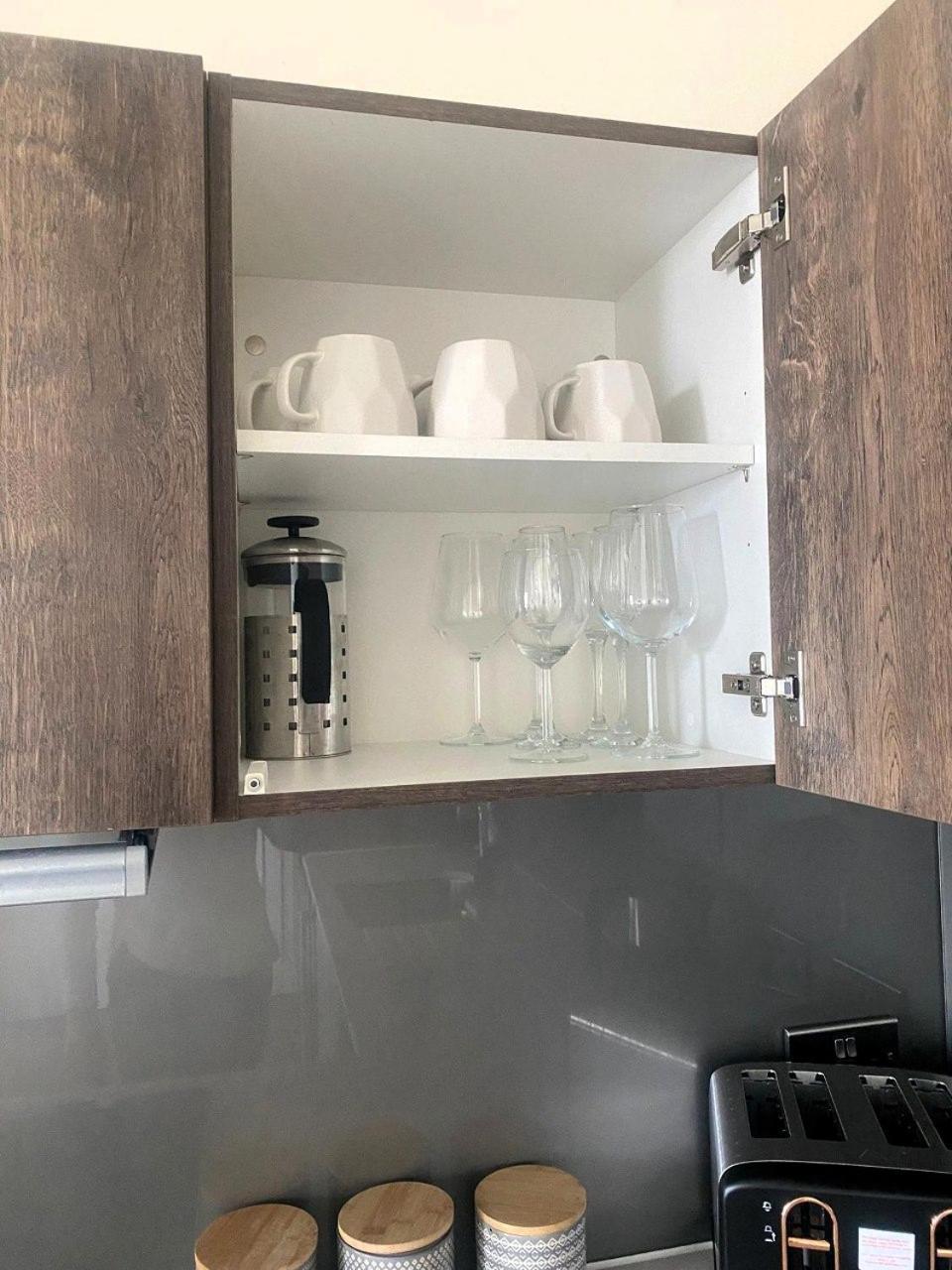 Apartment 3 Bedroom Penthouse With Private Terrace, Battersea, Nine Elms *