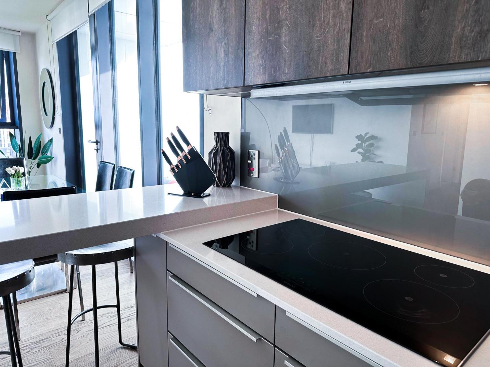 3 Bedroom Penthouse With Private Terrace, Battersea, Nine Elms London